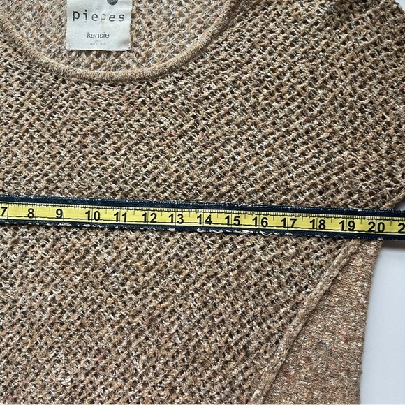 Kensie Pieces Crochet Boucle Chunky Knit Sweater Carmel Brown Women Sz Small - Picture 7 of 9